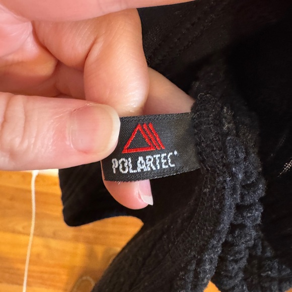 WS - Patagonia R Black Midlayer - Picture 6 of 6